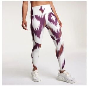 CALIA by Carrie Underwood Purple and White Patterned Leggings